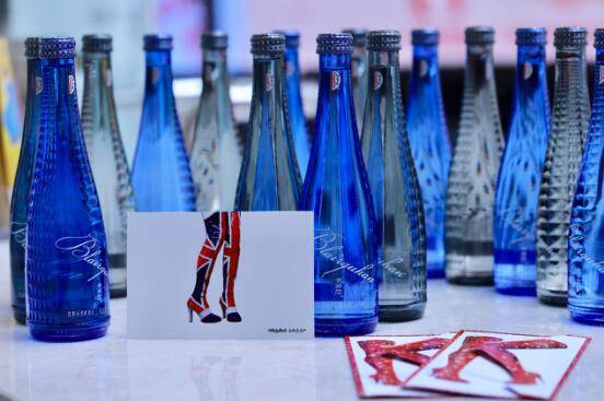 1528160599416450.jpg 2.jpg