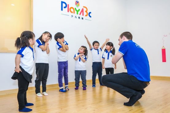 1岁学英语不算早！PlayABC与牛津要赋予孩子更多能力