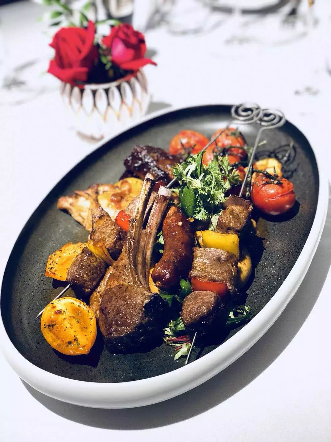 长安街上潮skr人的奢华中心,让你近距离接触真网红