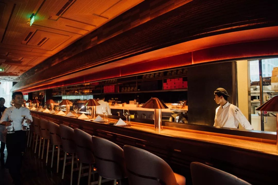 长安街上潮skr人的奢华中心,让你近距离接触真网红