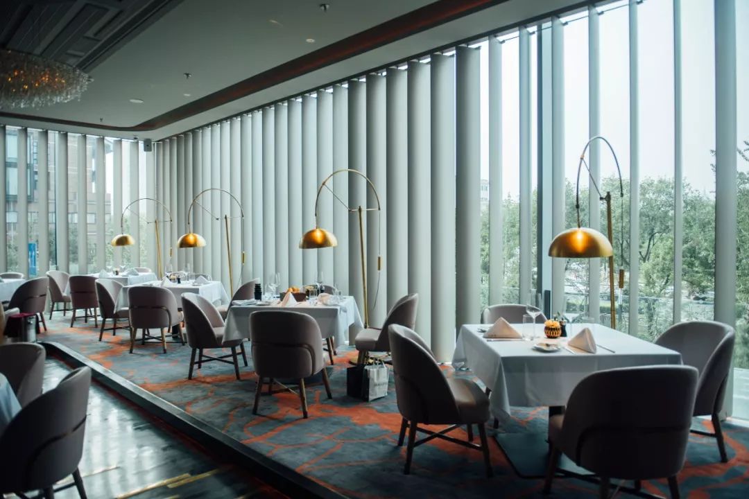 长安街上潮skr人的奢华中心,让你近距离接触真网红