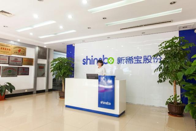 1539936406864193.jpg 3.jpg