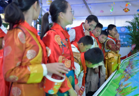 航天科普展&ldquo;红&rdquo;动古城   康师傅：让下一代科普嗨起来-焦点中国网