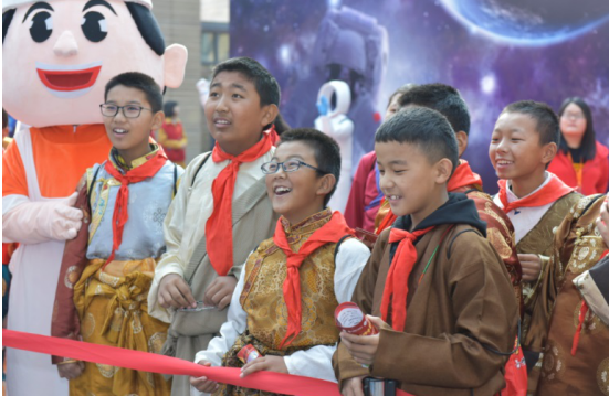 航天科普展&ldquo;红&rdquo;动古城   康师傅：让下一代科普嗨起来-焦点中国网