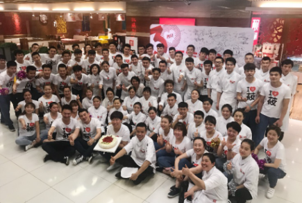 蝉联“员工最喜爱公司”奖,西贝餐饮让员工死心塌地的秘密是什么?