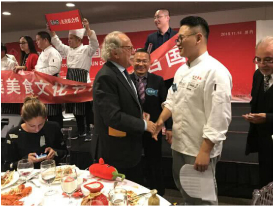 剁椒鱼头、小炒黄牛肉走进联合国,各国领导:very good !