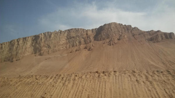 火焰山.jpg 火焰山.jpg