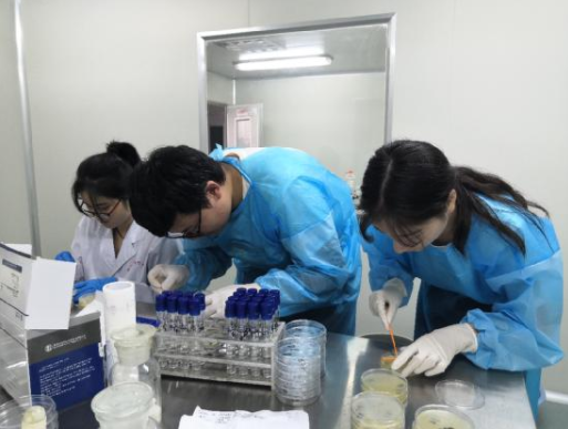 走进疾控中心,保障“舌尖上的安全” ——暑期社会实践活动新篇章三之食品肉质安全 走进疾控中心,保障“舌尖上的安全” ——暑期社会实践活动新篇章三之食品肉质安全