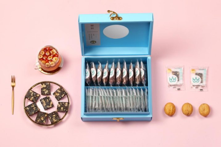 切入日常社交送礼场景 百草味上线 “一个礼由”系列新品