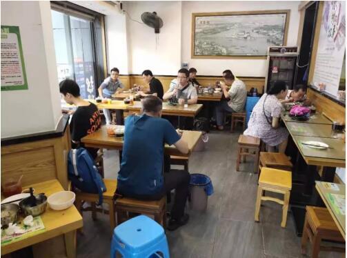 客如云续签万寿桥百家门店,智慧管理让连锁经营更简单!