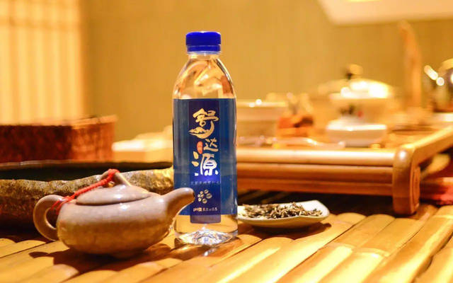 泡茶用水有讲究 舒达源为你解述《茶经》里的五个标准