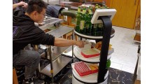 哈尔滨送餐机器人租赁   餐厅送餐传菜图1
