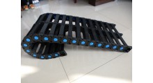 河北瑞奥机床配件油气管牵引防护塑料尼龙拖链坦克链图1