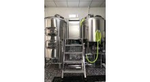 大连酒店精酿啤酒设备 日产1吨2吨的啤酒设备两锅三器啤酒设备图2