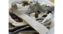 冷冻鲨鱼皮 宴席食材红烧鲨鱼皮 食用鱼皮青鲨皮 鲛鲨皮加工切丝图1